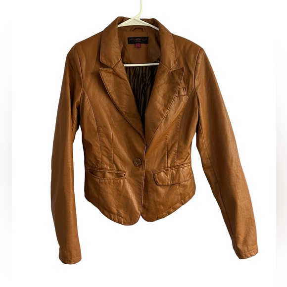 Neu Look Women’s Leather Jacket • Used • Size: Medium - Picture 1 of 4